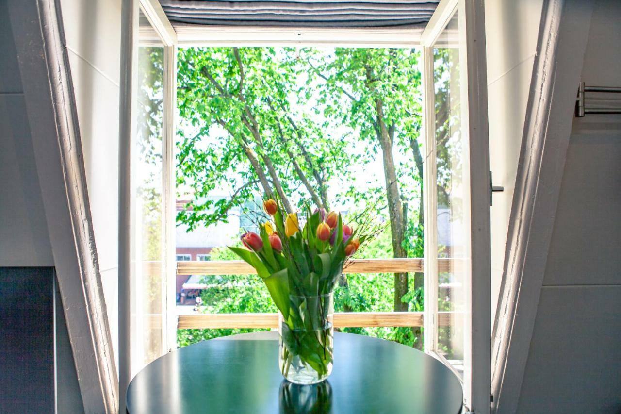 Studio Apartment Canal View