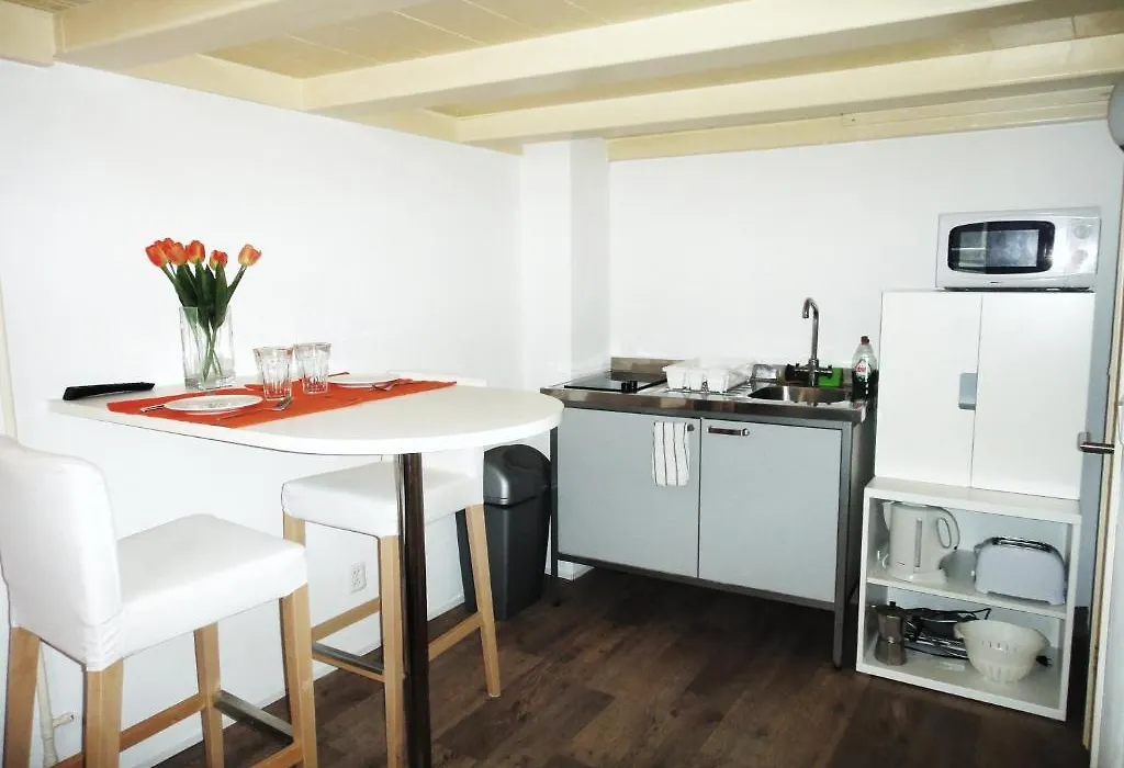 Orange Suite Studio-1