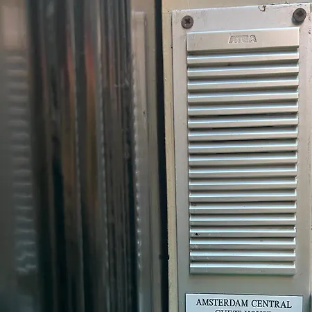Amsterdam Central Guest House-3