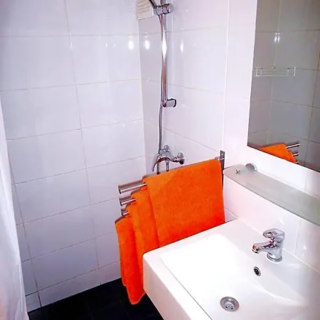 Orange Suite Studio-3